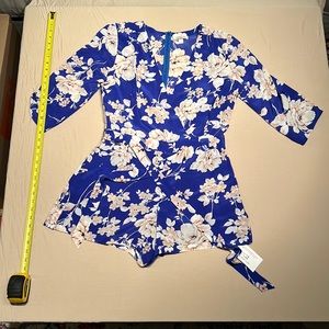 YUMI KIM Liz Romper Blue w/floral pattern size Large